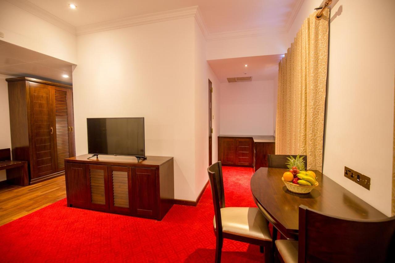 Trillium Boutique City Hotel Kolombo Zewnętrze zdjęcie